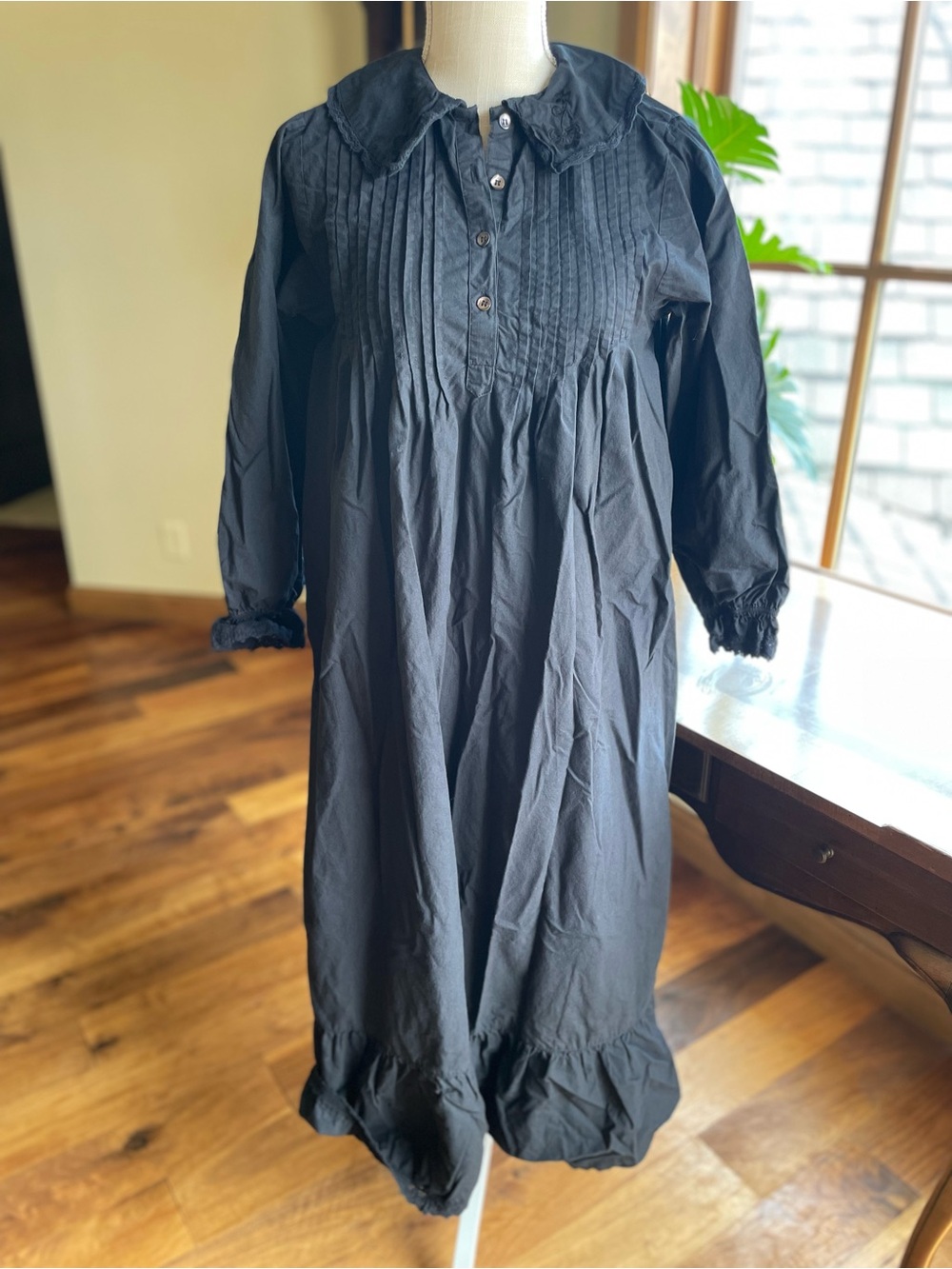 Heirloom Art Co. Kate Black Poplin Maxi Nightgown with Pintuck Front size S - Picture 16 of 16